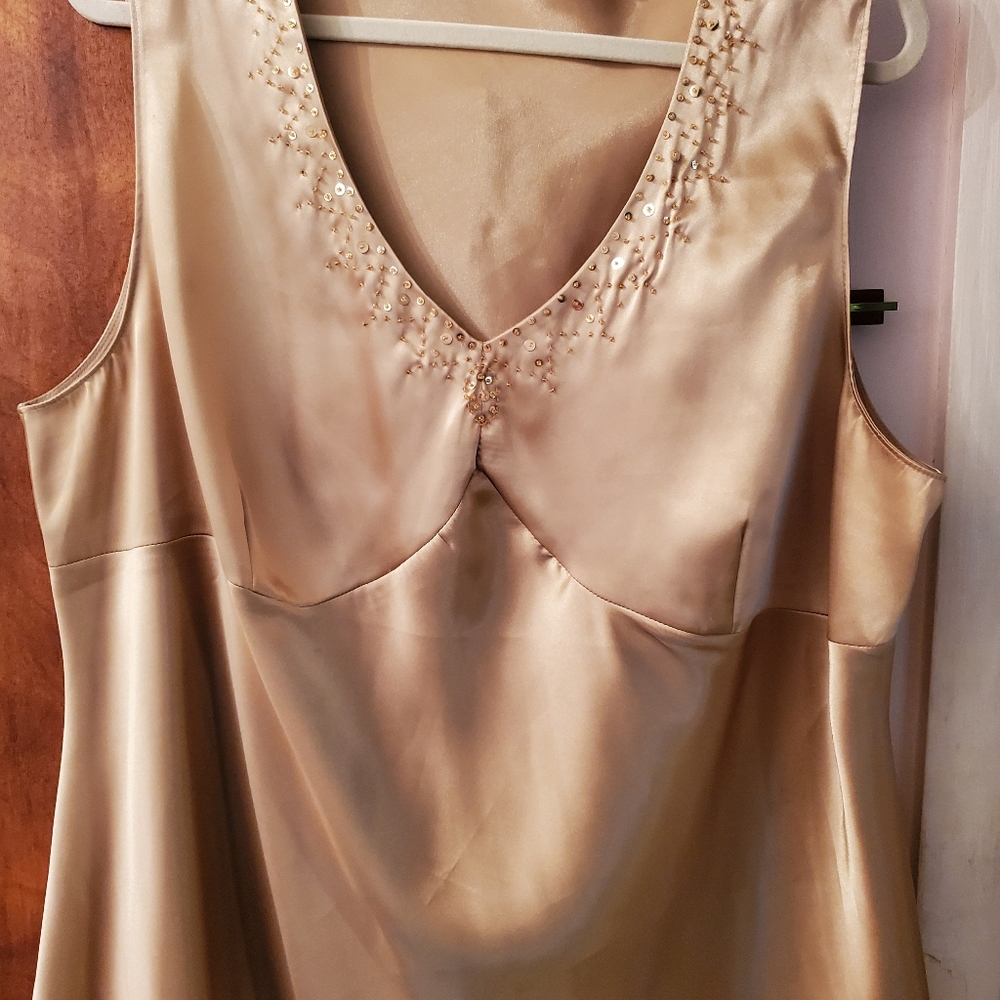 Womens size 3x gold tank with beading